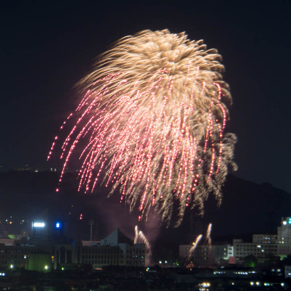 北山花火-18081813