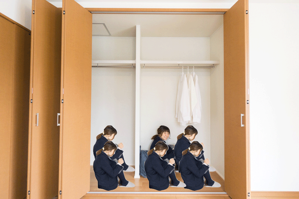 体育すわり6人