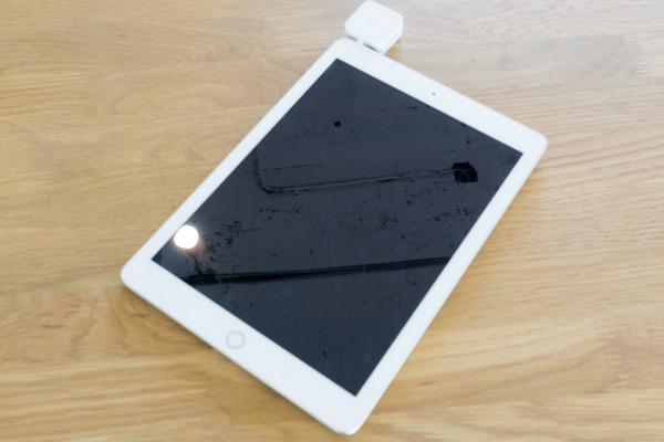 ipad-1706225