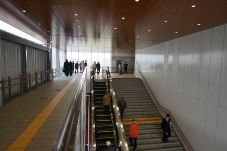 長尾駅内覧会130202-29