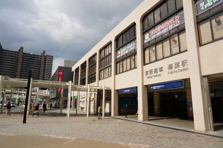 くずは駅ビル130403-16