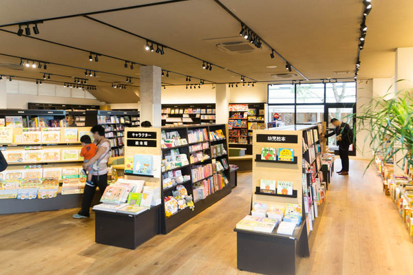 TSUTAYA東香里店-1709306