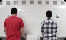 男子トイレ公衆便所のシュールなコント