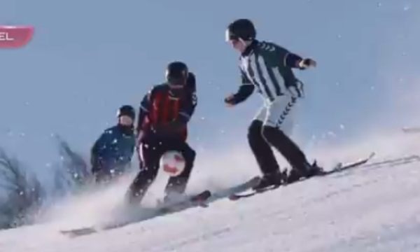 スキーとサッカーの融合、新競技