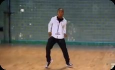 黒人青年の超絶ダンス