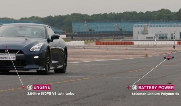 日産GT-Rとドローンの対決