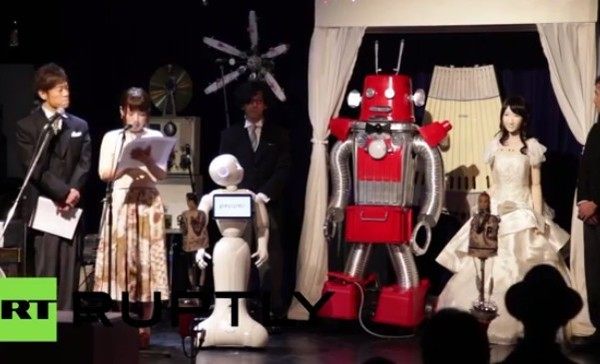 ロボットの結婚式 (2)