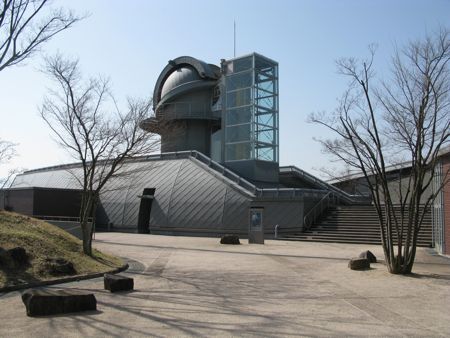 立派な天文台も