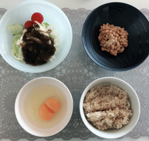 朝食