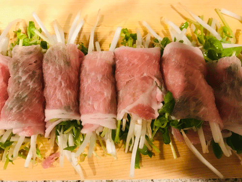 豆苗モヤシの豚ロース巻き