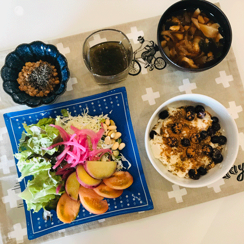 朝食