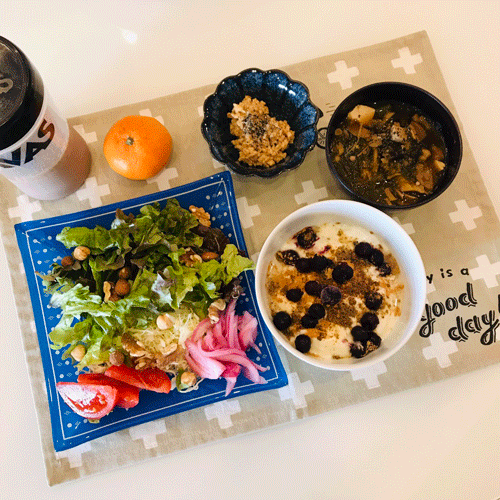 朝食