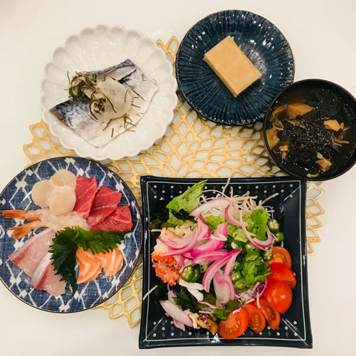 夕食