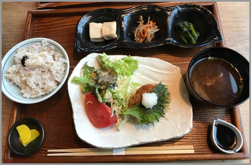昼食