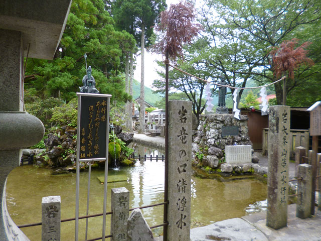 P1030702
