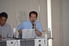 2013081112