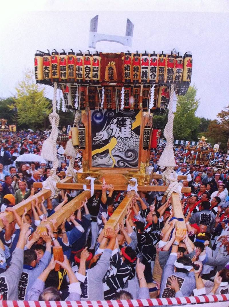 万灯神輿譲ります。(価格要相談)