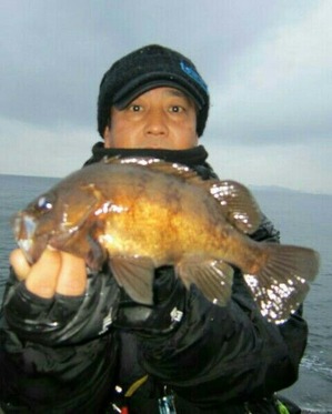 めばるブツ持ち9