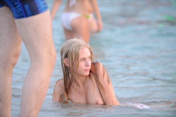 beach_beauty_14