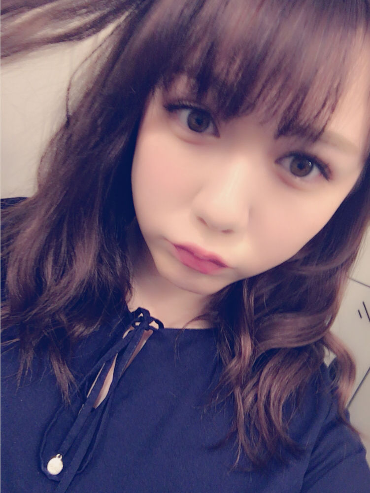口元を可愛くしている村重杏奈の画像♪