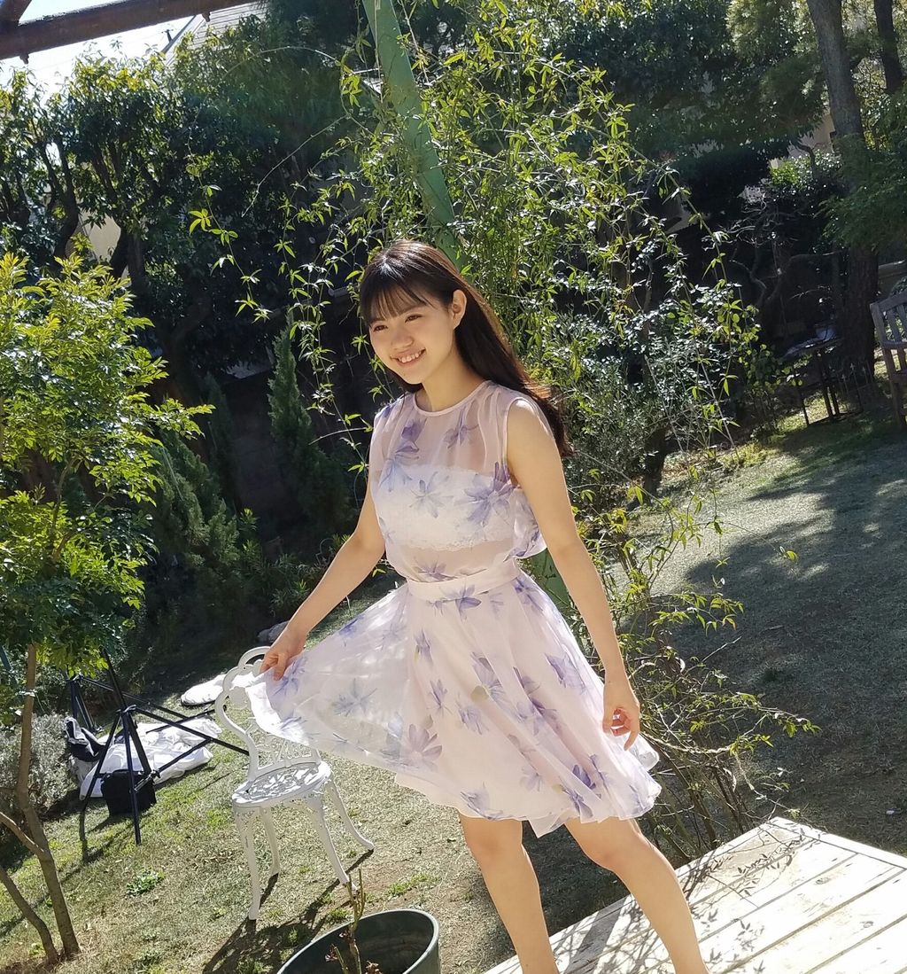 ワンピースが透け透けで田中優香の水着