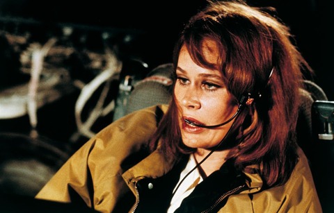 airport-1975-karen-black