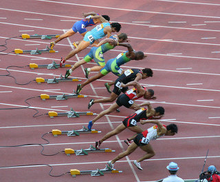 陸上競技用スプリントスタート装置 mqdefault.jpg