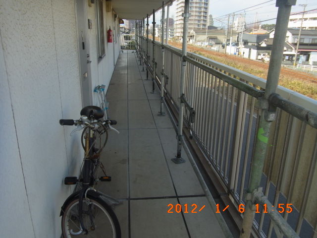 R0011018