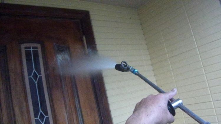 「玄関ドア　高圧洗浄」の画像検索結果