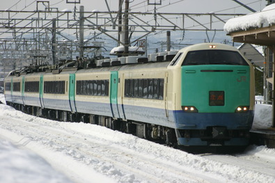 R25