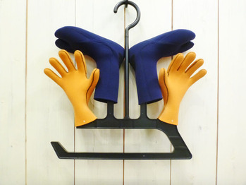 hanger1a