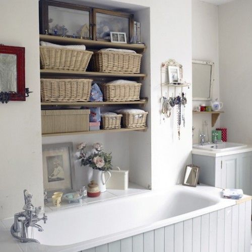practical-bathroom-storage-ideas-9-500x499