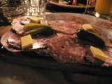 ハム・ソーセージの盛り合わせ(plateau de charcuterie)