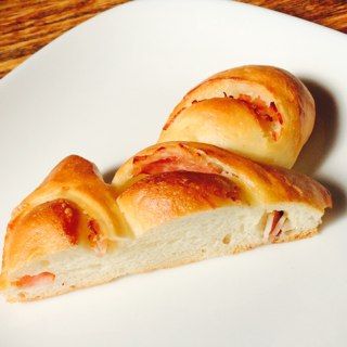 燕市 ぴいたあぱん ベーコンエピ
