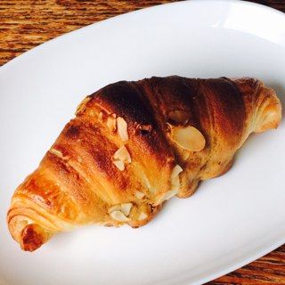 燕市 中村屋 コーヒークロワッサン