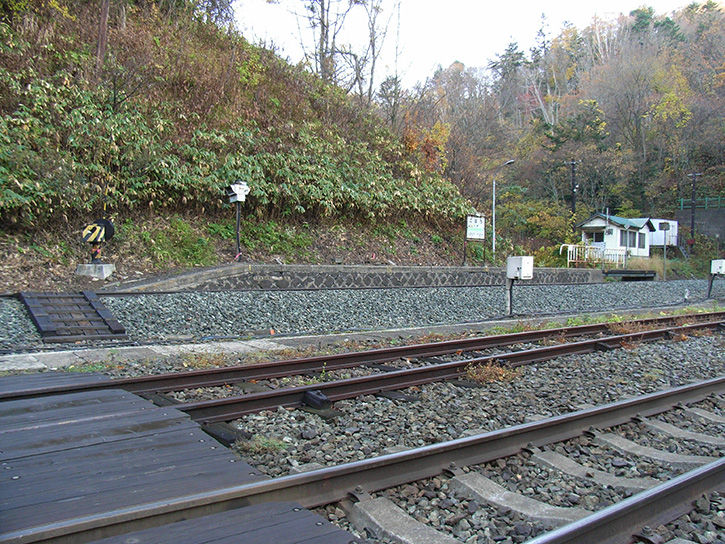 小幌駅 山側