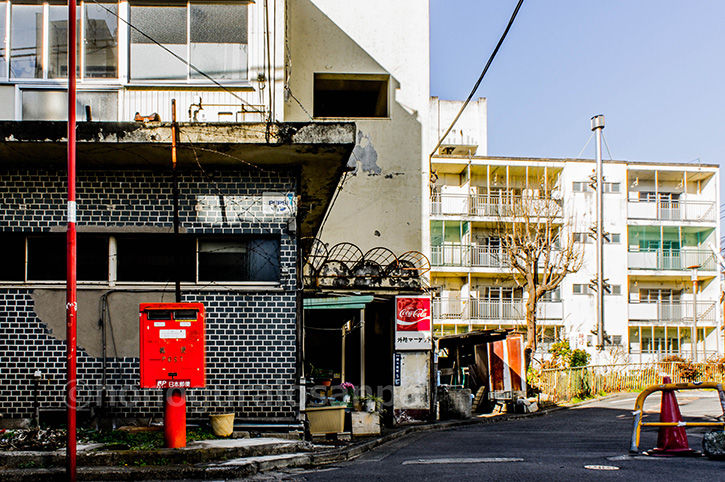 霞ケ丘団地 外苑マーケット全景
