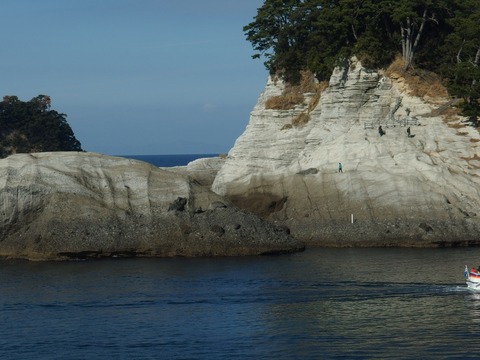 P10700360011