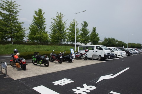 DSC034660025