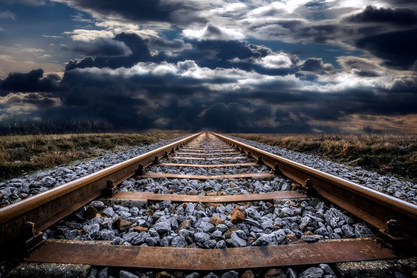 railway-track-2049394_1920