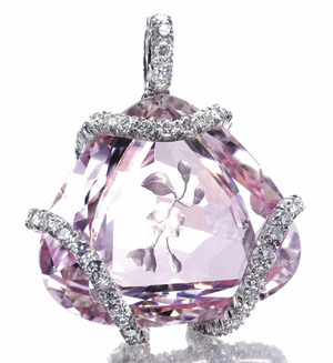 502 Morganite Diamond Pendant by JAR 1984