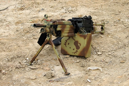 hello-kitty-machine-gun