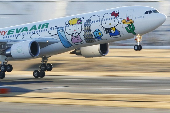 OB-SA150_HKITTY_G_20120301031551