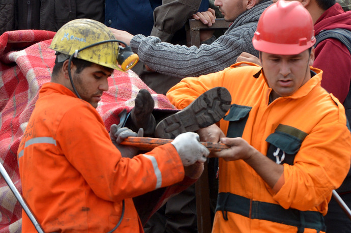 coal-mine-fire-in-turkey-1