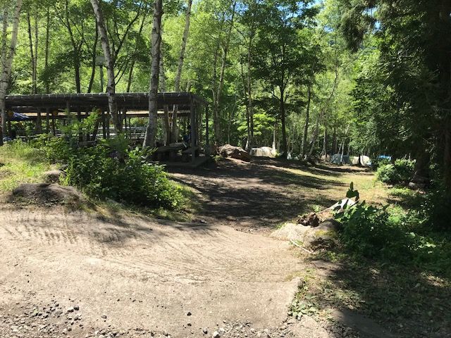 キャンプ入口