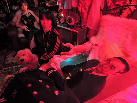 神谷 絢栄 氏 による 力作。館主の肖像 : 兵頭写真館R 神谷 絢栄 氏 による 力作。館主の肖像 : 兵頭写真館R