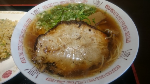 たんびに亭 中華そばセット(半チャーハン) (3)