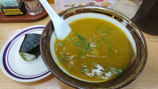 ちから本通 カレーそばたらこむすび (2)