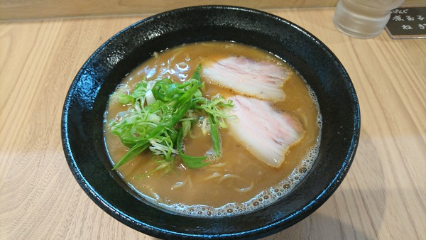 両さん。 ラーメン並 (2)