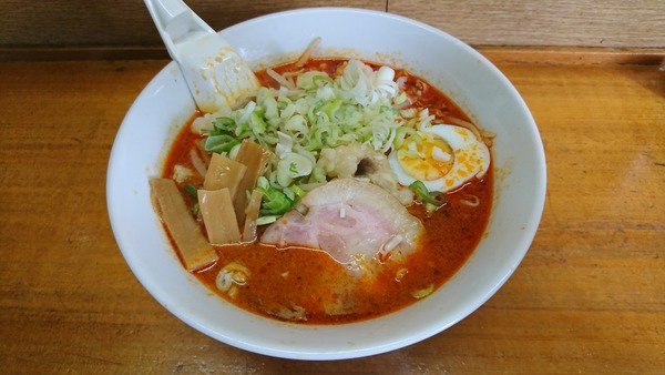 にんじん ホルモンラーメン (2)